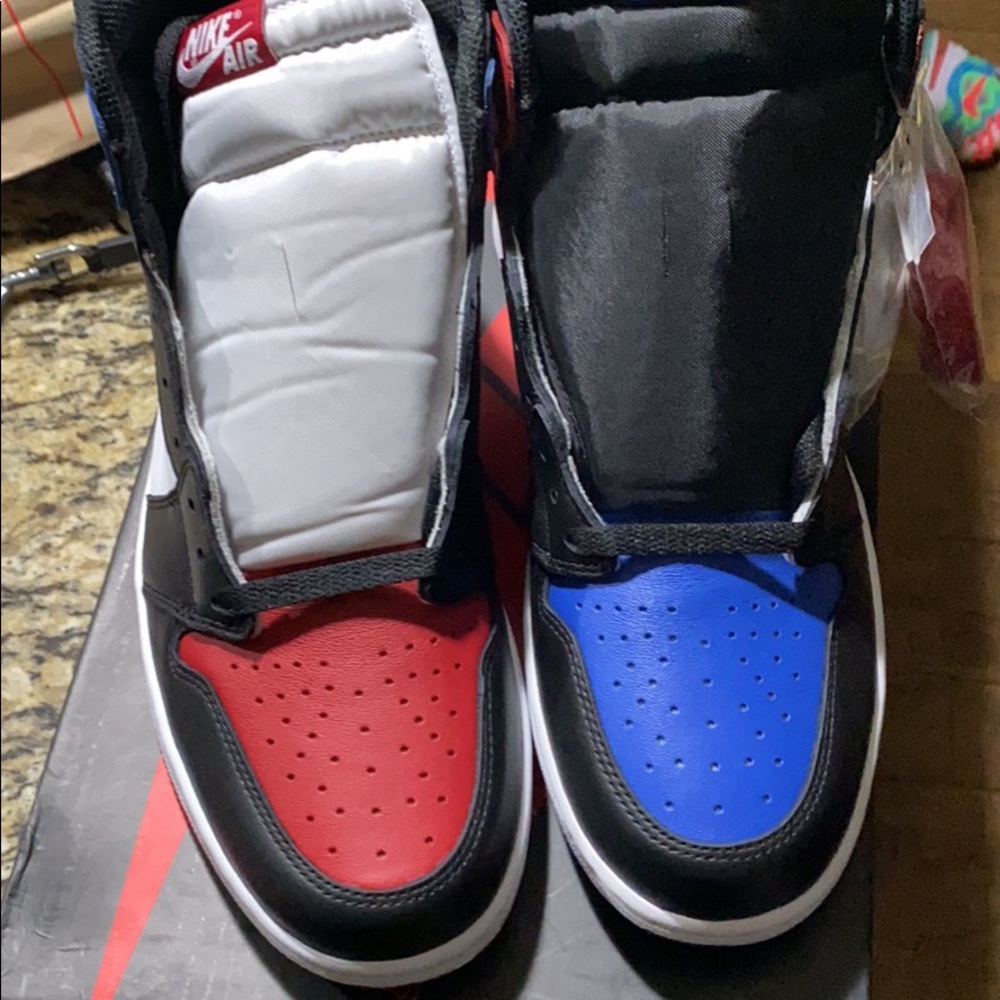 Air Jordan 1 “top 3s”